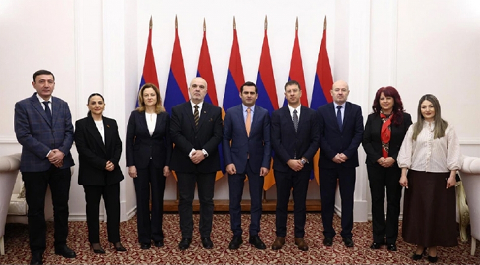 ermenistan-ve-bolqaristan-tripp-layihesinin-heyata-kechirilmesini-muzakire-edibler