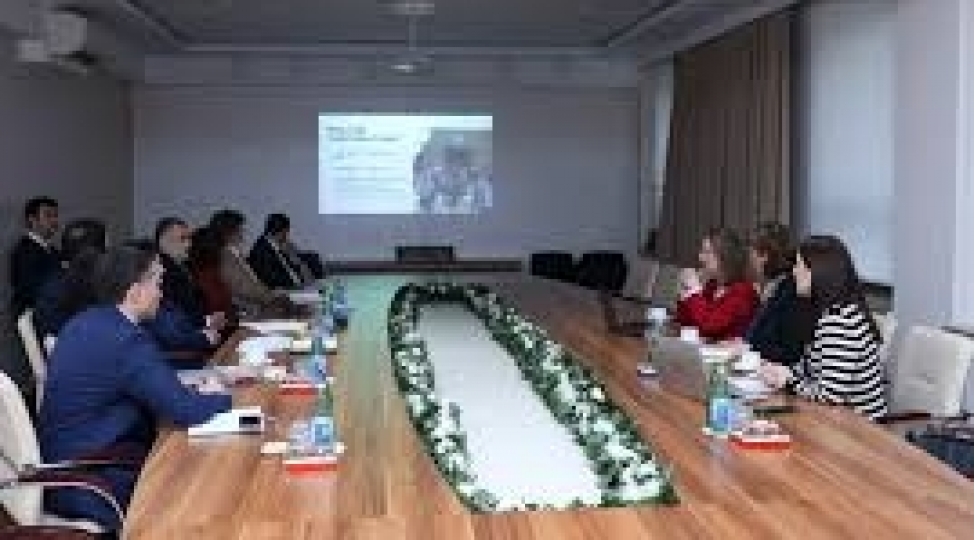 azmiu-da-wuf13-cherchivesinde-emekdashliq-meseleleri-muzakire-olunub