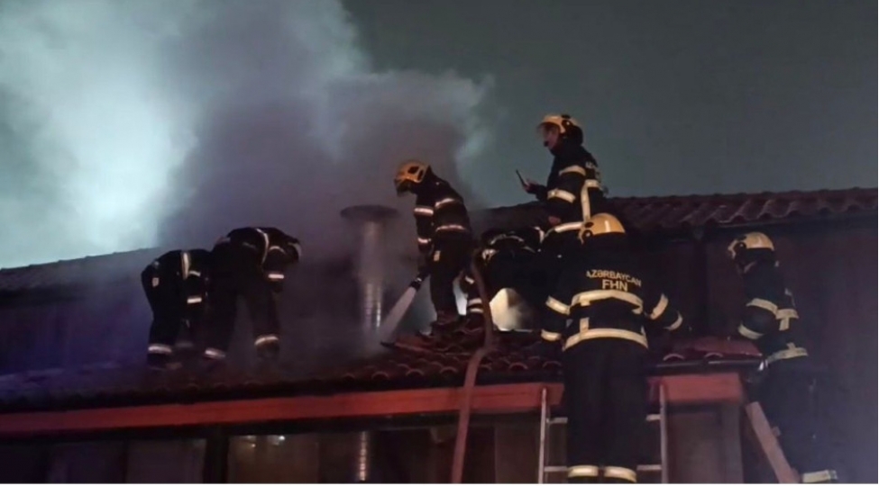 xetai-rayonunda-restoranda-yangin-bash-verib