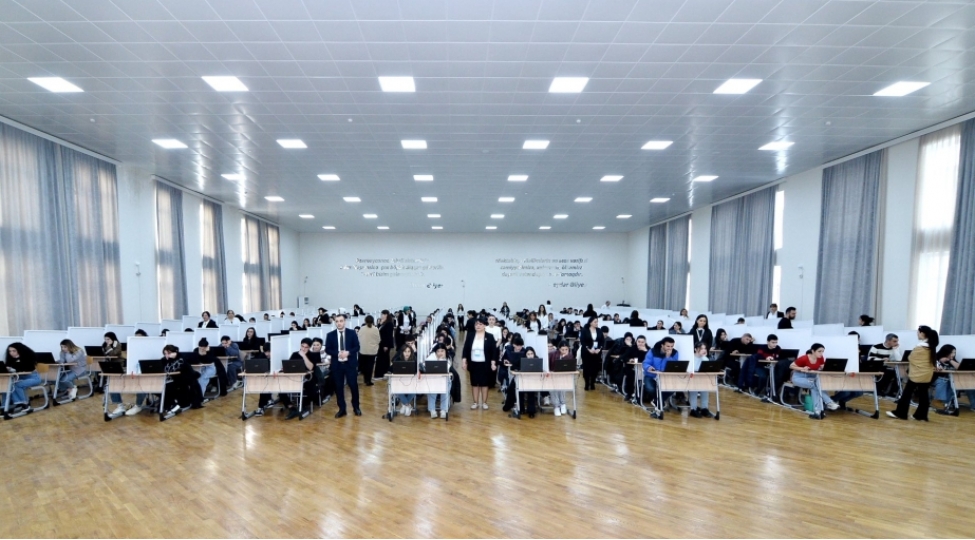 paytaxt-uzre-ilk-defe-elektron-qaydada-eksternat-imtahanlari-kechirilib