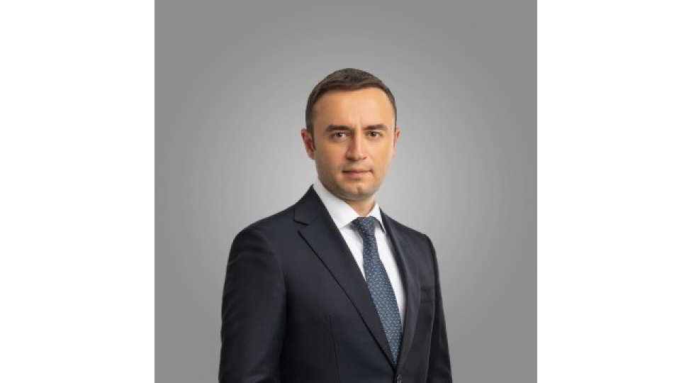 insan-kapitalina-esaslanan-strateji-inkishaf-modeli-gencler-siyaseti