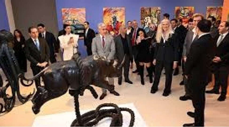 heyder-eliyev-merkezinde-vehshi-tebietin-super-qehremanlari-adli-sergi-achilib