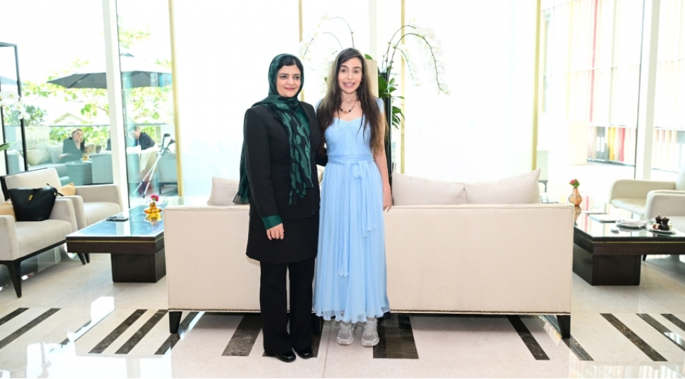 leyla-eliyeva-ebu-dabide-efqanistanli-qadin-huquqlari-feali-ve-tedqiqatchisi-zarqa-yaftali-ile-gorushub