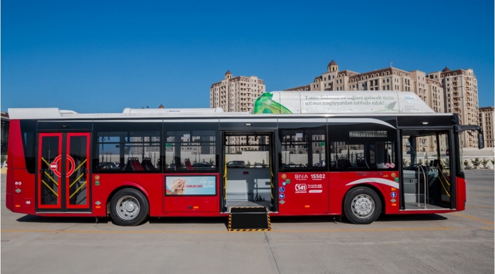 avtobus-parkinda-hazirda-1600-den-artiq-pandusla-techiz-edilmish-avtobus-movcuddur