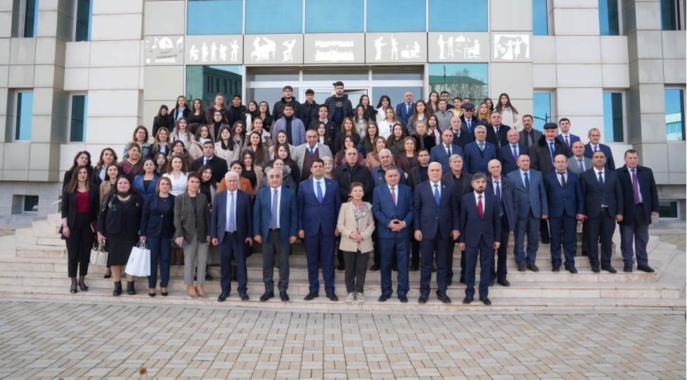 unec-in-elmin-populyarlashdirilmasi-ve-elm-gozeldir-mektebden-elme-teshebbusu-ile-naxchivanda-silsile-gorushler-kechirildi-foto