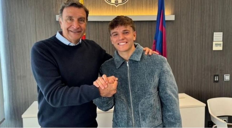 barselona-onunla-muqavileni-uzatdi