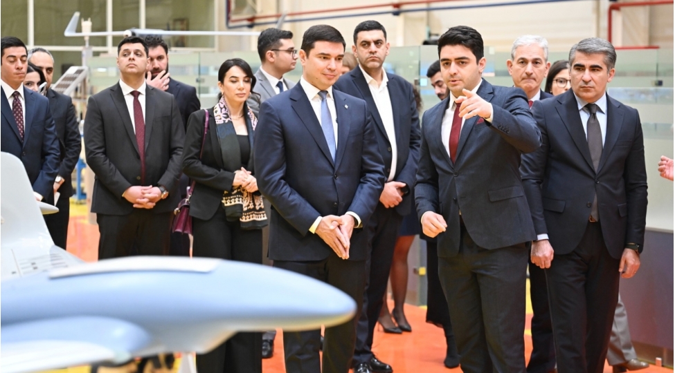 tif-kapital-bank-ve-visa-azerbaycan-numayende-heyeti-milli-aviasiya-akademiyasinda-olub