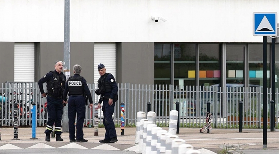 fransada-gencler-arasinda-zorakiliq-artib-nazir-deyib