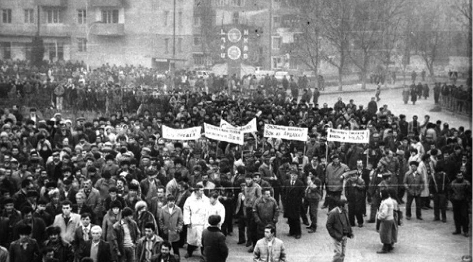 bu-yol-niye-bele-uzun-oldu-ilahi