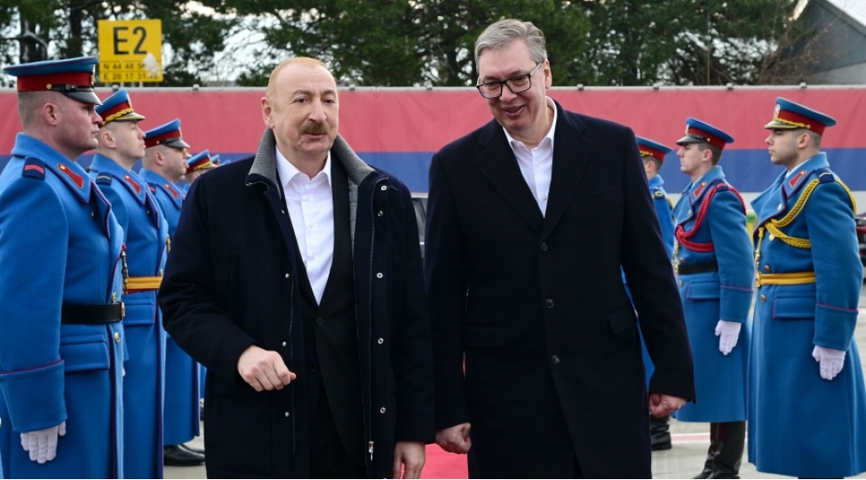 semimi-dostlugun-fovqunde-sherh