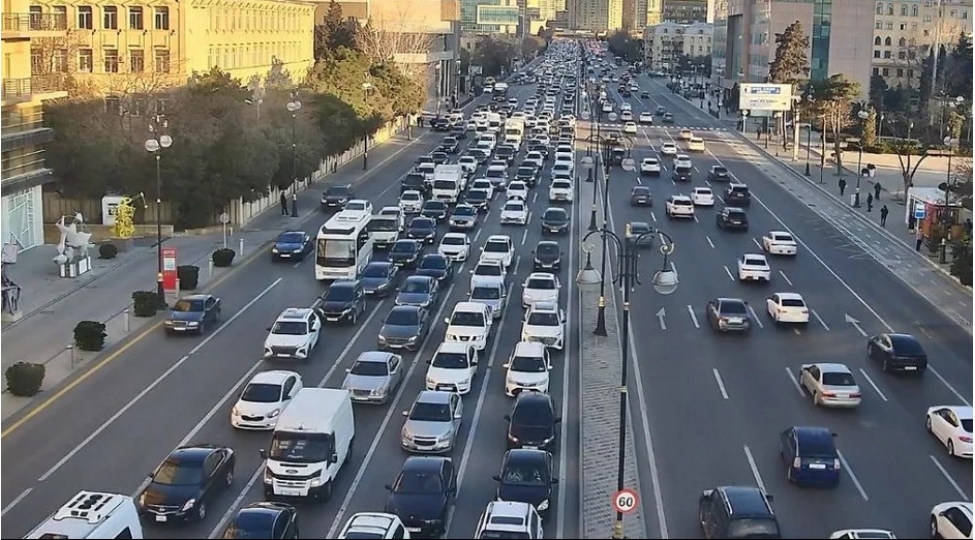 baki-ve-absheron-yarimadasinda-movcud-neqliyyat-problemlerinin-koklu-helli-uchun-muhum-addimlar-atilir