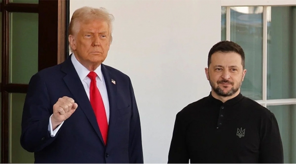 axios-tramp-hazirda-zelenski-ile-telefon-danishigi-aparir