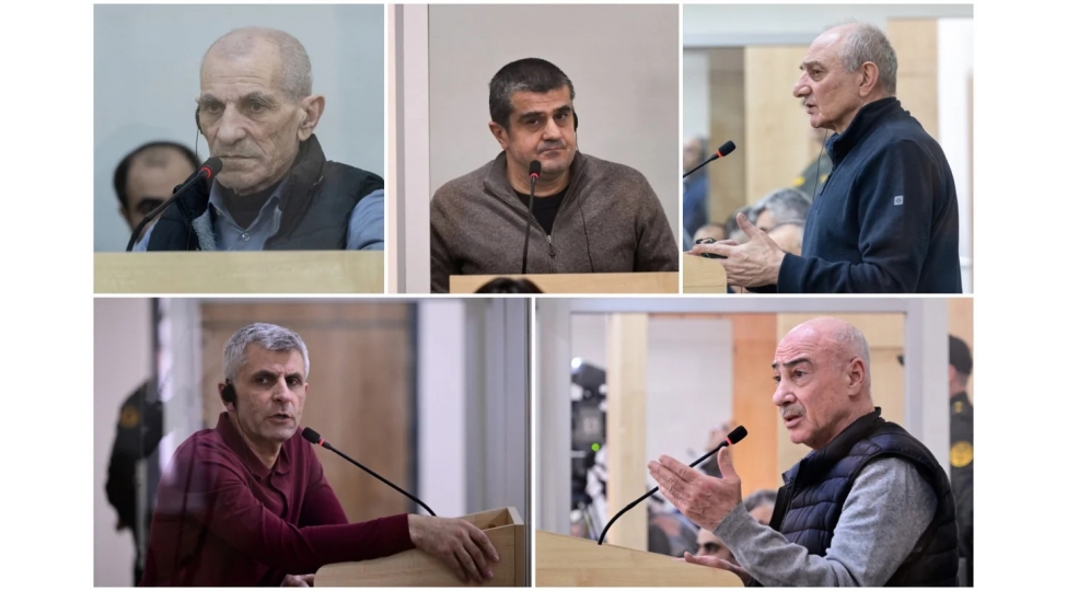 xocali-soyqirimini-toredenlerden-besh-neferi-azerbaycanda-cezasini-alib