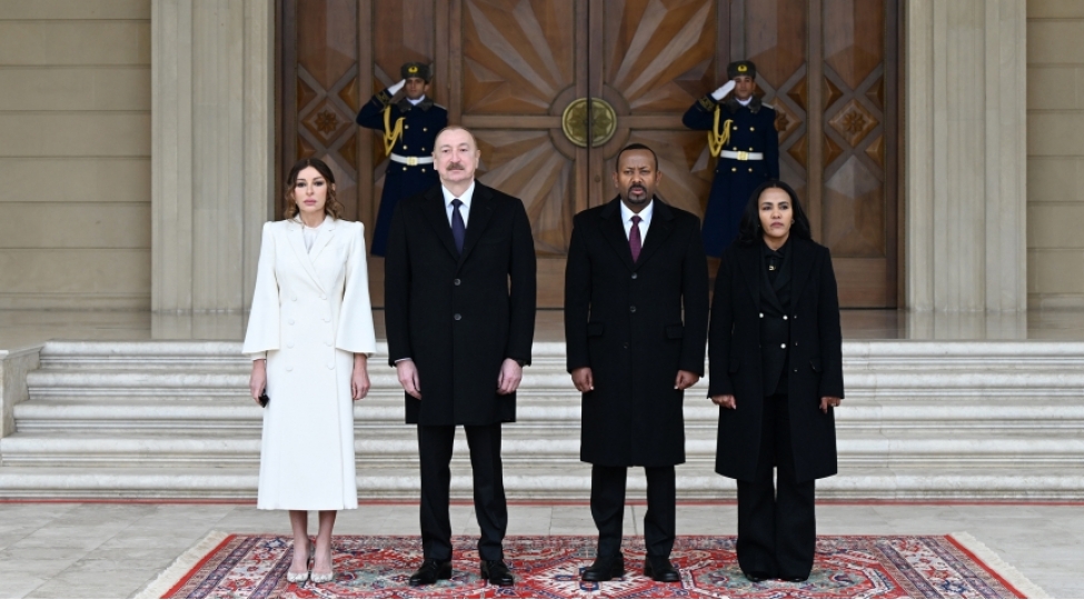 efiopiyanin-bash-nazirinin-resmi-qarshilanma-merasimi-olub-fotoyenilenib