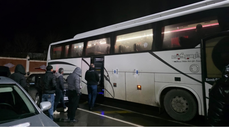 baki-naxchivan-reysi-ile-hereket-eden-avtobus-naxchivana-chatib