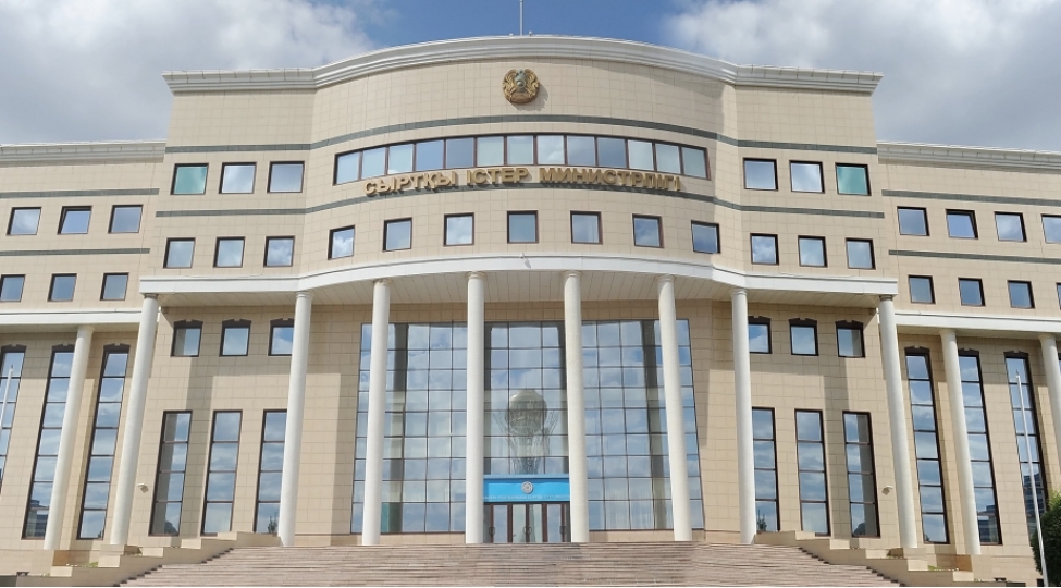 azerbaycan-qazaxistanlilarin-irandan-evakuasiyasina-komek-edir