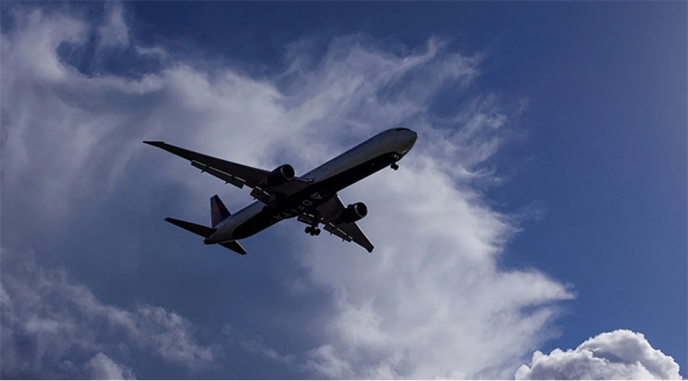 dubay-aeroportu-gunun-ilk-reysini-heyata-kechirib