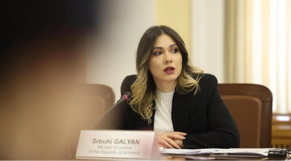 iranla-bagli-movqe-bildire-bilmerem-ermeni-nazir