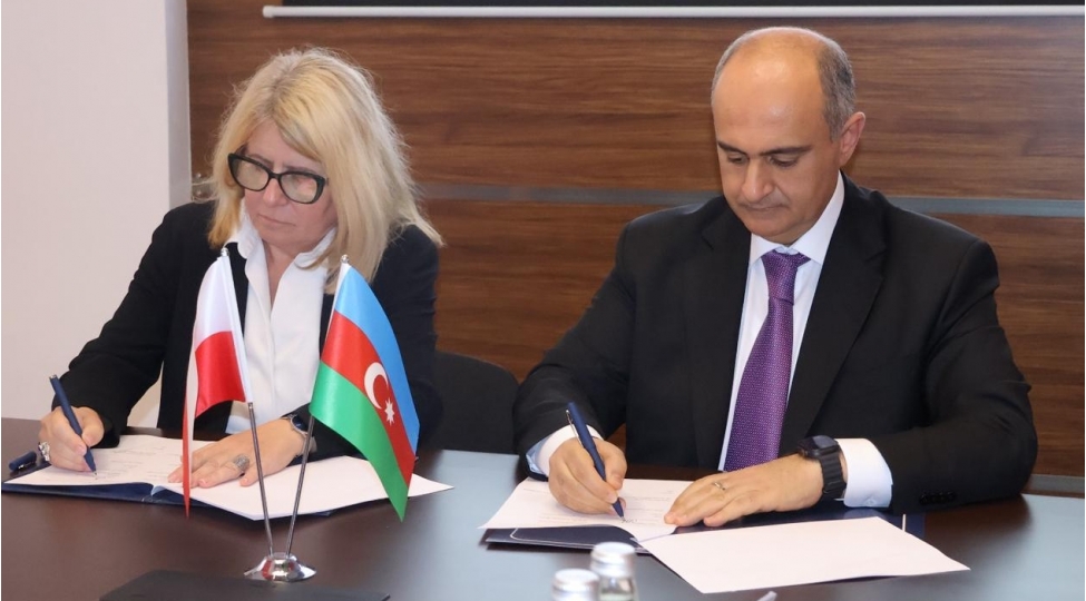 bsu-polsha-respublikasinin-iki-universiteti-ile-emekdashliq-memorandumu-imzalayib-foto