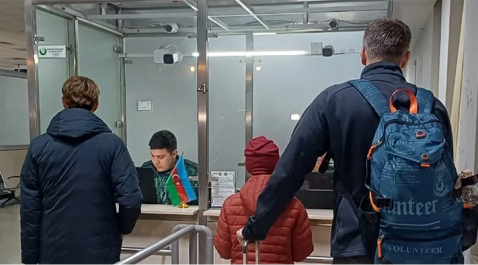 son-uch-saatda-irandan-azerbaycana-50-nefer-texliye-edilib