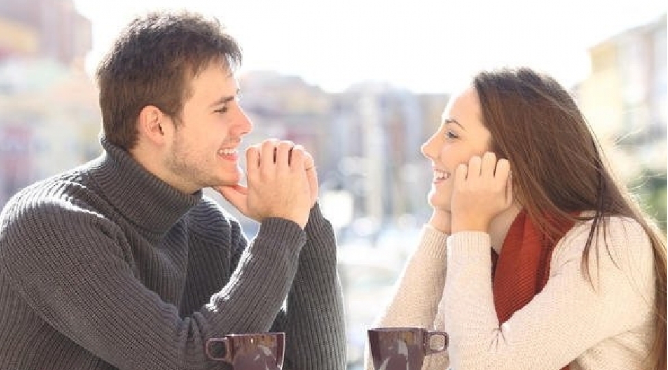 danisharken-goz-temasi-qurmaq-ne-ifade-edir