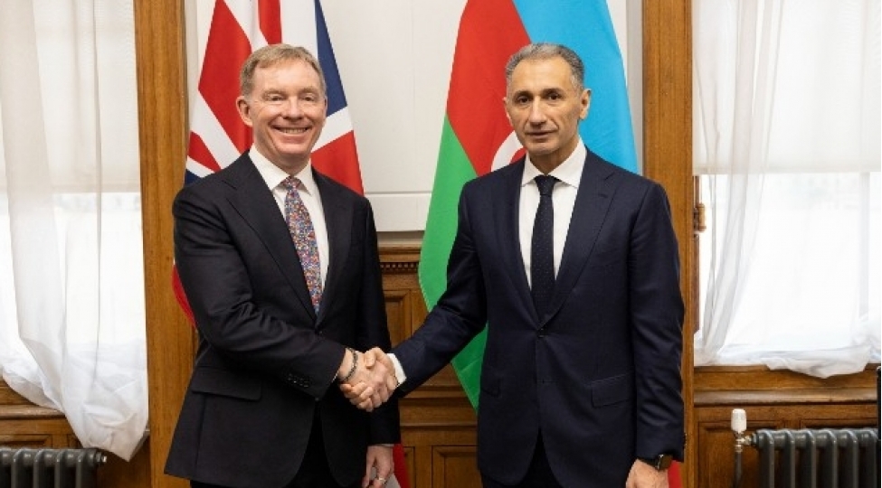 nazir-reshad-nebiyev-britaniyali-nazirle-gorushdu