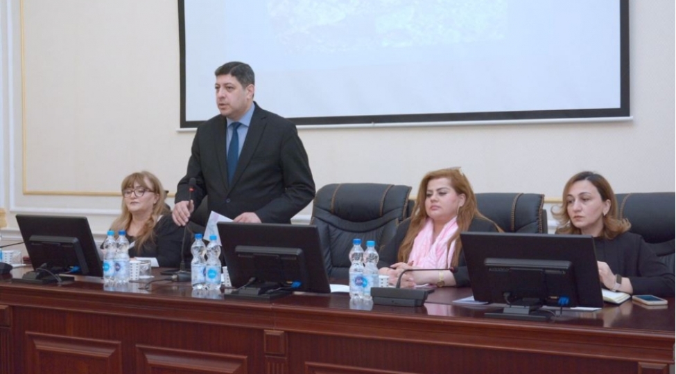 arxeologiya-sahesinde-xanimlarin-rolu-yuksek-qiymetlendirilib