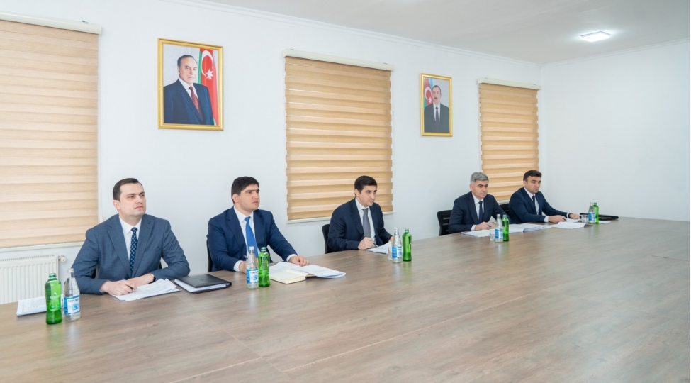 nazir-ferid-ehmedov-qobustan-rayonunda-vetendashlari-qebul-edib