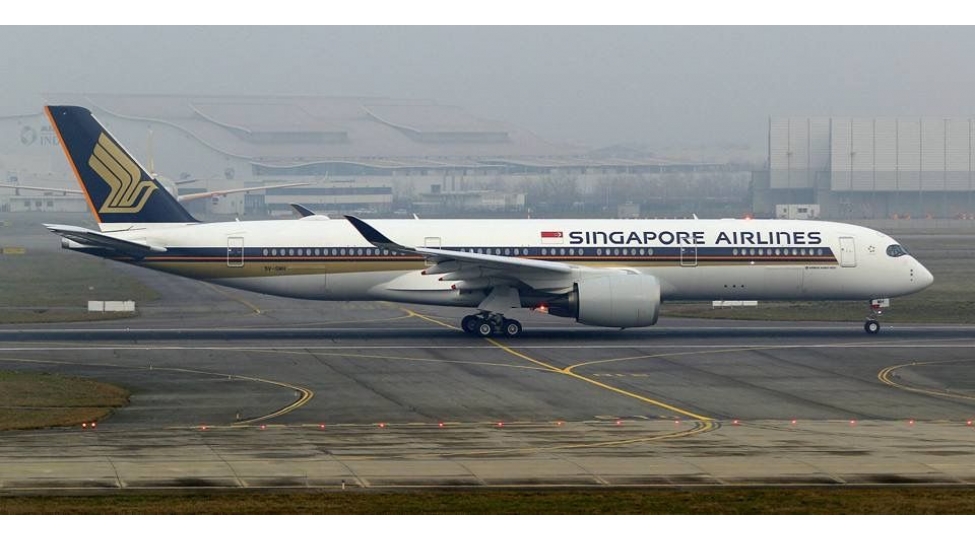 singapore-airlines-dubaya-butun-uchushlari-legv-edib