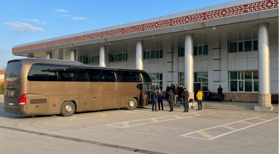 naxchivanla-igdir-arasinda-sernishindashima-xususi-avtobuslarla-heyata-kechirilir