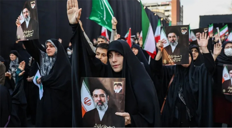 iranda-mucteba-xameneiye-sedaqet-andi-ichdiler