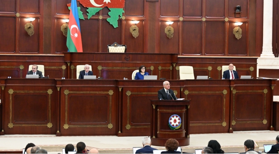 neqliyyat-ve-logistika-saheleri-qeyri-neft-udm-in-13-faizini-formalashdirib