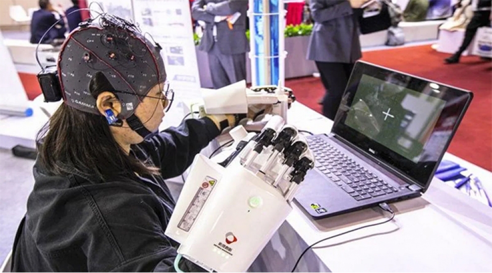 chin-beyin-implantlarinin-istifadesini-tesdiqledi