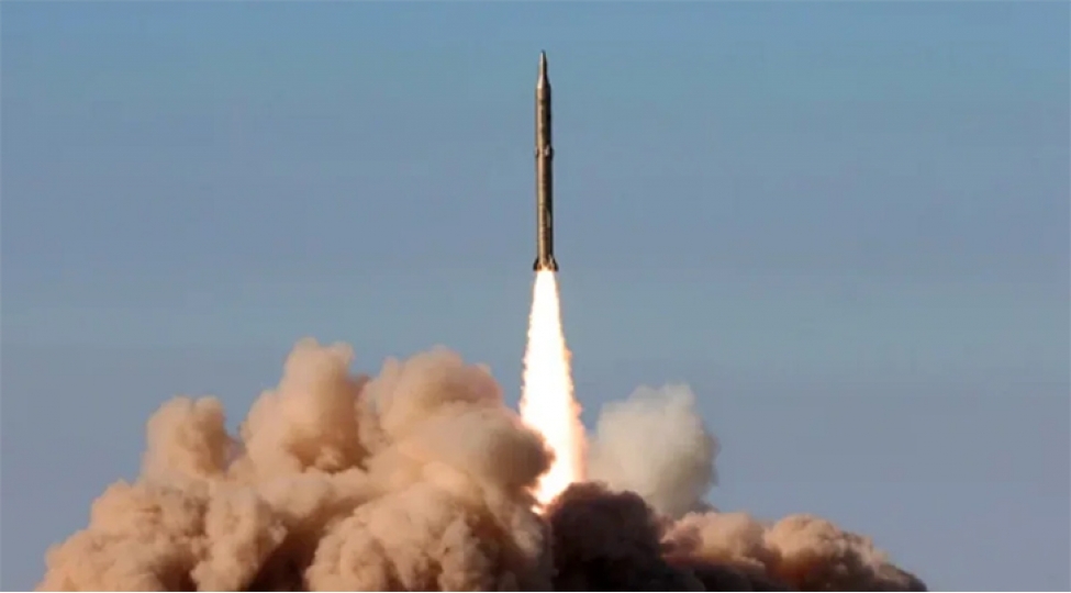 sepah-israil-hhq-nin-komandanliq-merkezlerine-seccil-raketleri-ile-zerbe-endirib