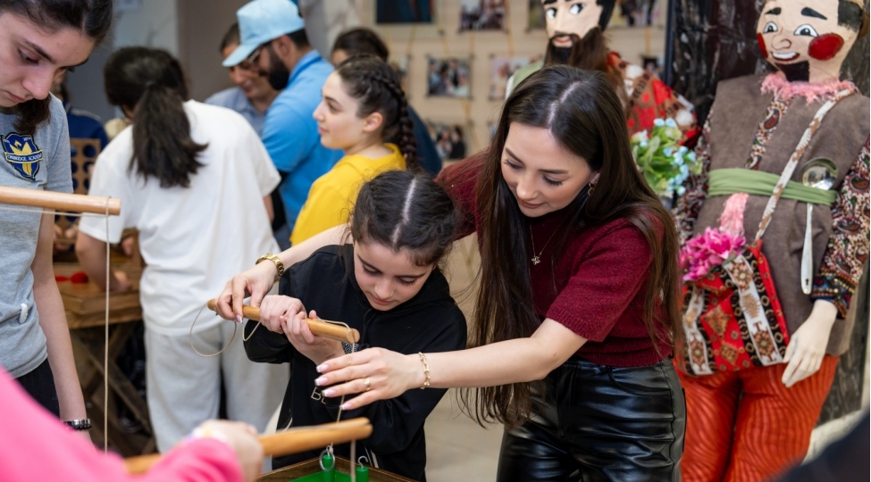 avromed-company-mmc-ramazan-bayraminda-ushaq-siginacagini-ziyaret-edib