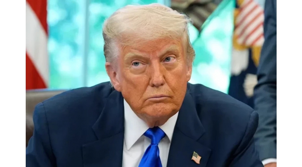 tramp-bir-daha-muttefiqleri-hormuz-bogazinin-achilmasina-komek-etmeye-chagirib