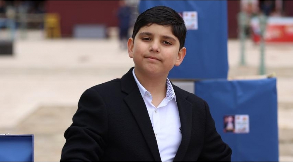 yashi-kichik-emeli-boyuk-esger