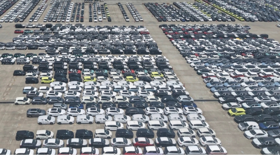 avropanin-chinden-avtomobil-idxalinin-hecmi-ilk-defe-ixraci-usteleyib