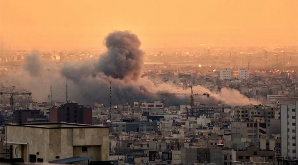 israil-irandaki-ballistik-raket-istehsali-komplekslerine-hucum-edib