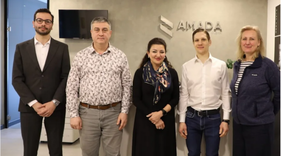 emekdashligin-perspektivleri-muzakire-olunub