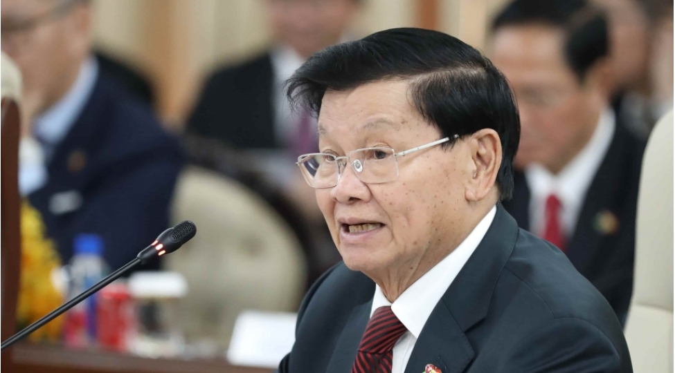 thonqlun-sisulit-yeniden-olke-prezidenti-sechilib