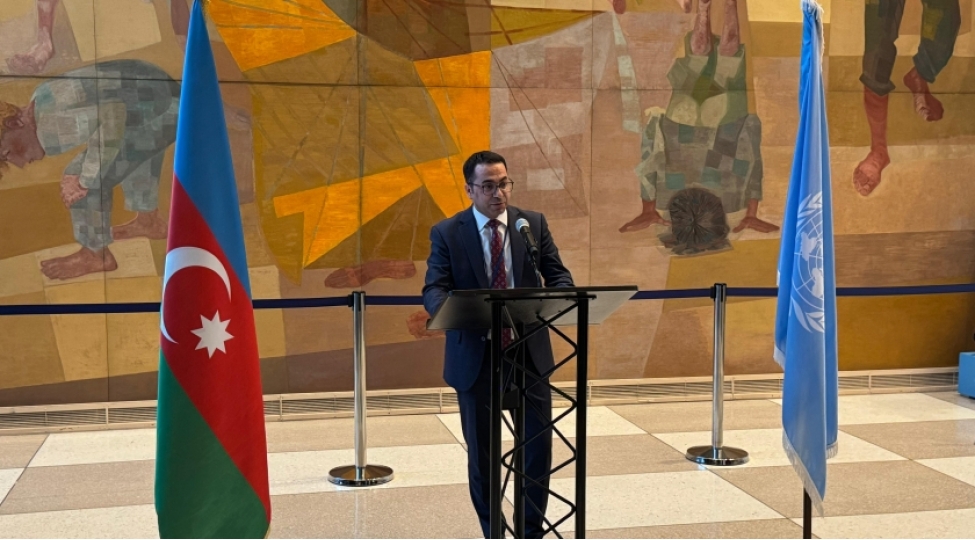 bmt-de-azerbaycanli-ressamlarin-novruz-bayrami-ile-bagli-sergisi-achilib