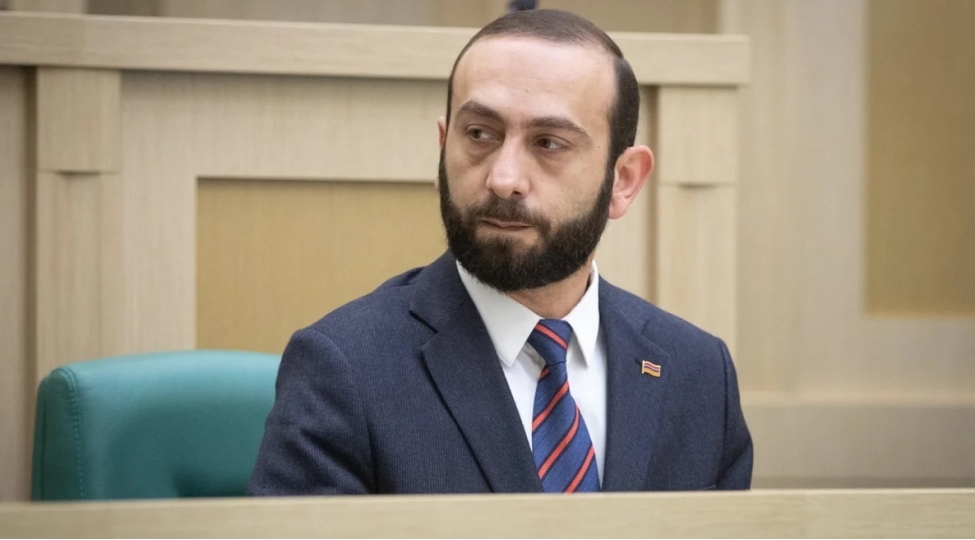 irevanin-meqsedi-baki-ile-qarshiliqli-faydali-emekdashliq-qurmaqdir-mirzoyan