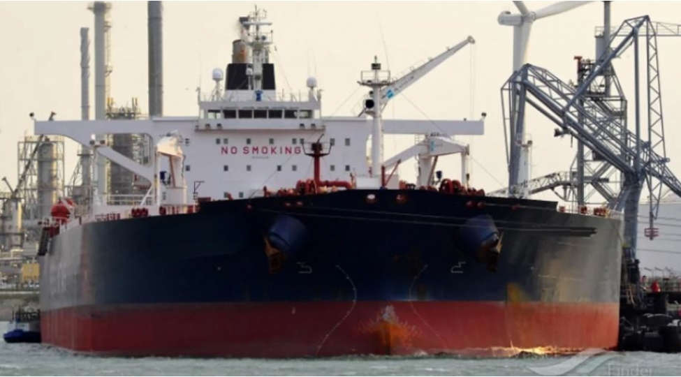 abdulkadir-uraloglu-neft-tankerinin-qara-denizde-dronla-vuruldugunu-dushunuruk