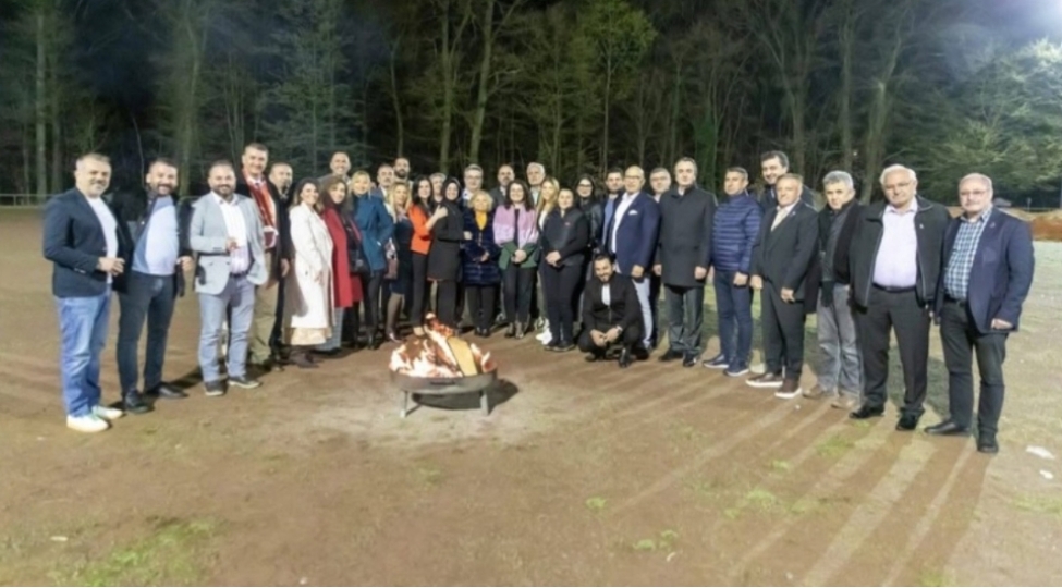 almaniyanin-baden-vurtemberq-eyaletindeki-azerbaycan-ve-turk-icmalari-ramazan-ve-novruz-bayramlarini-qeyd-edibler