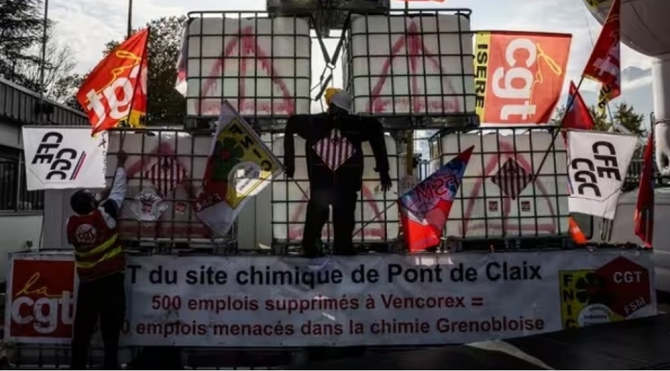 fransanin-senaye-sektorunda-ish-yerlerinin-ixtisari-hallari-artib