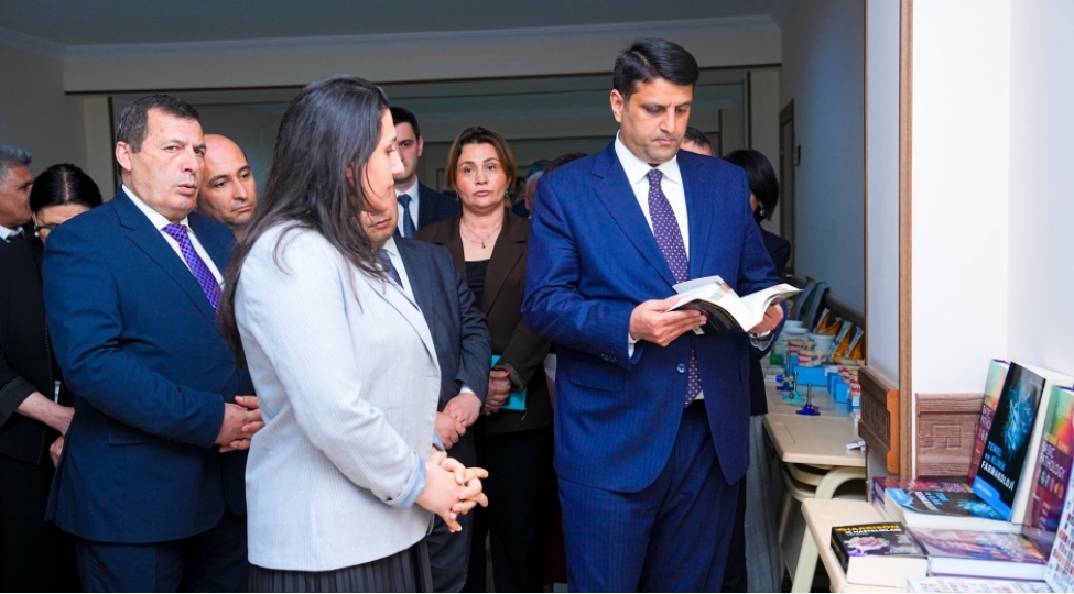 ndu-nun-tibb-fakultesinin-laboratoriyalari-uchun-yeni-avadanliqlar-ve-derslikler-alinib