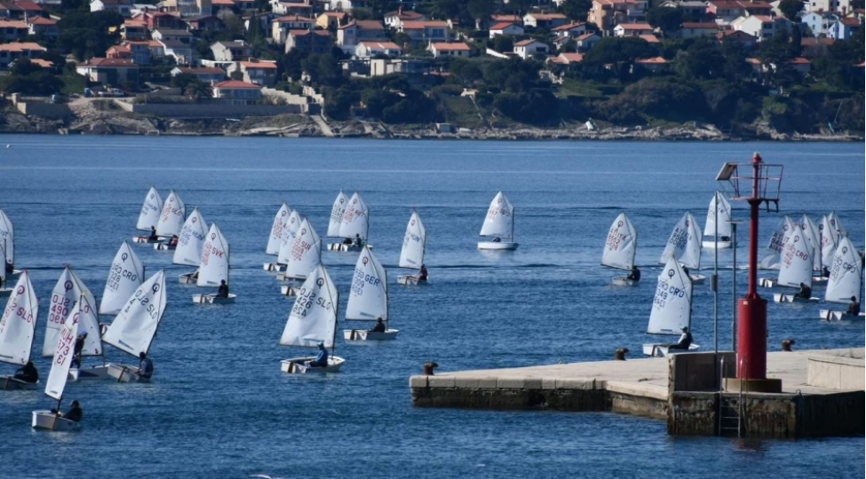 azerbaycan-yelkenchileri-sloveniyada-mubarizeni-davam-etdirirler