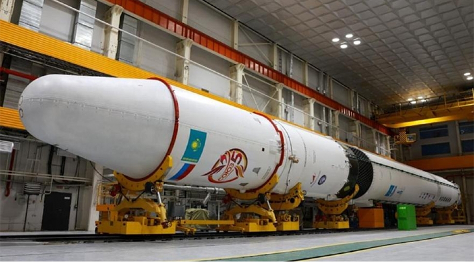 qazaxistanin-sunkar-raketinin-ilk-sinaq-buraxilishi-texire-salinib