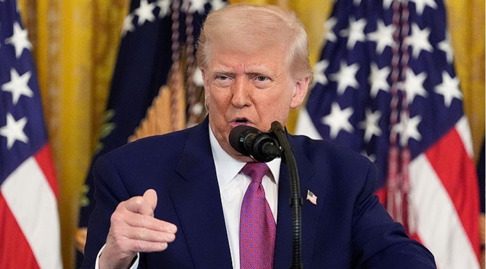 tramp-absh-in-irana-yaxin-emekdashliq-edeceyini-achiqlayib